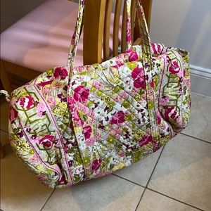 Vera Bradley travel weekender bag